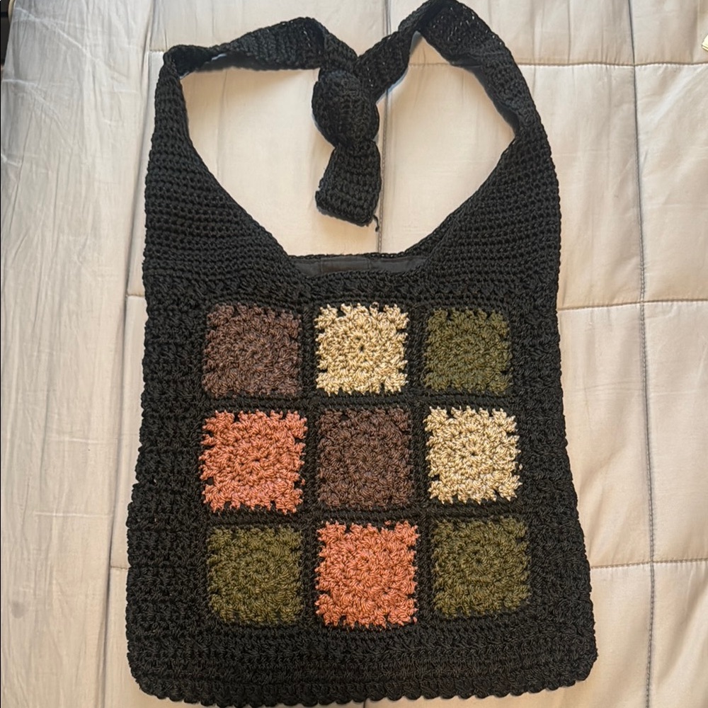 Chateau Black and Cream Crochet Shoulder Bag